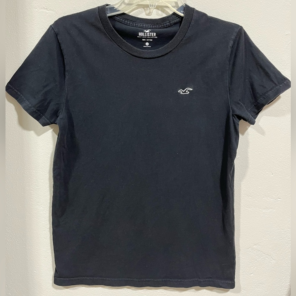 Hollister Black Logo Icon Crew T-Shirt